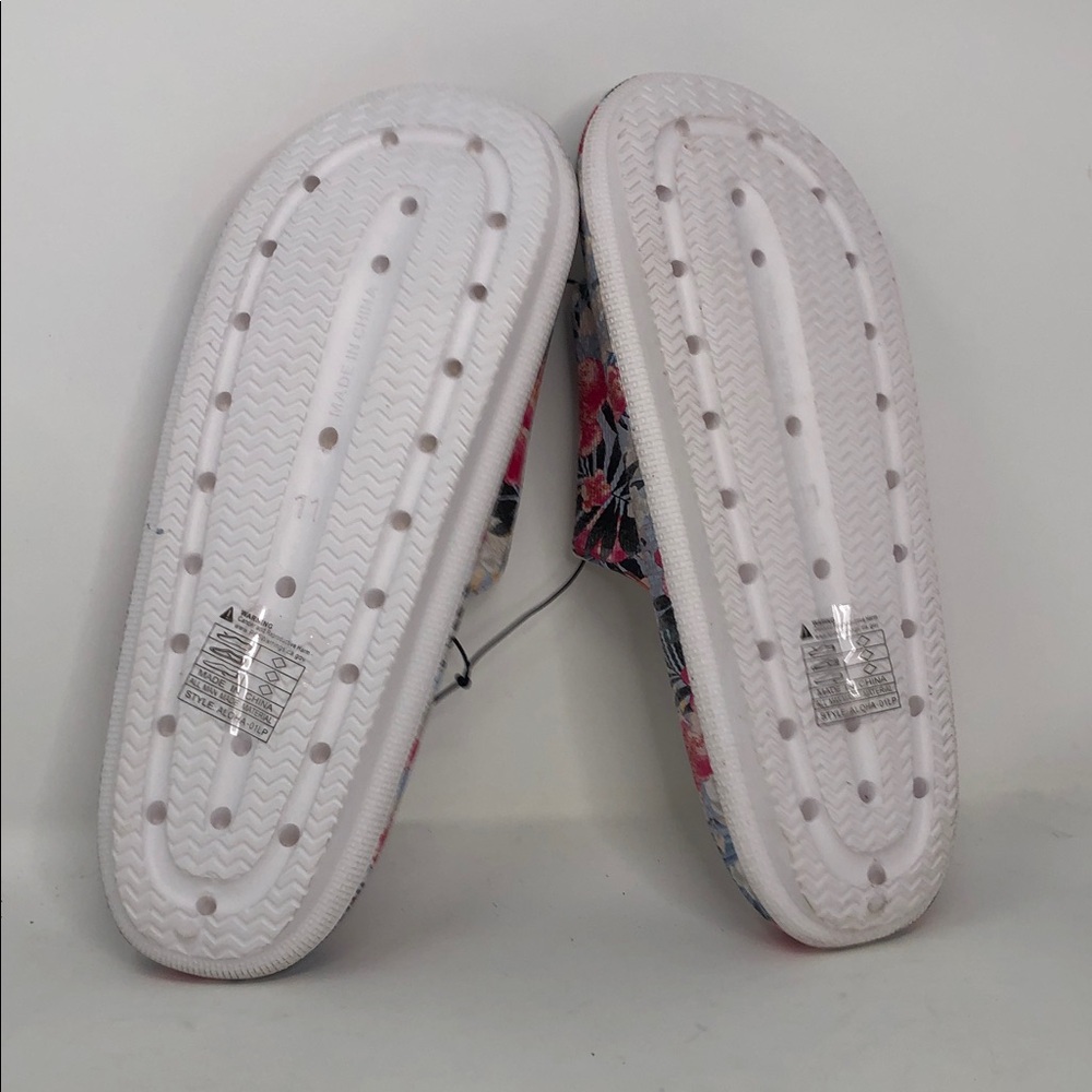Mudd Aloha-01LP Floral White Flower Slides - Size 11 - Picture 7 of 7